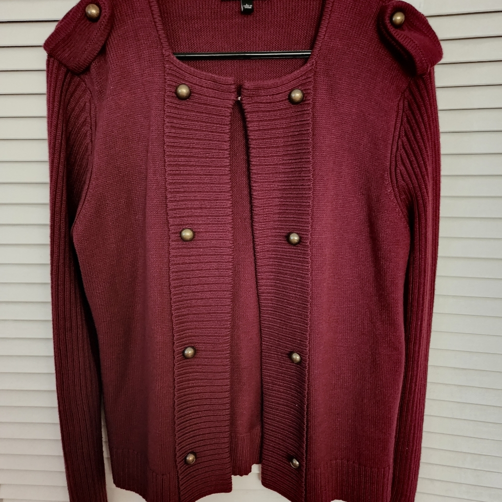 CABLE & GAGE SWEATER
